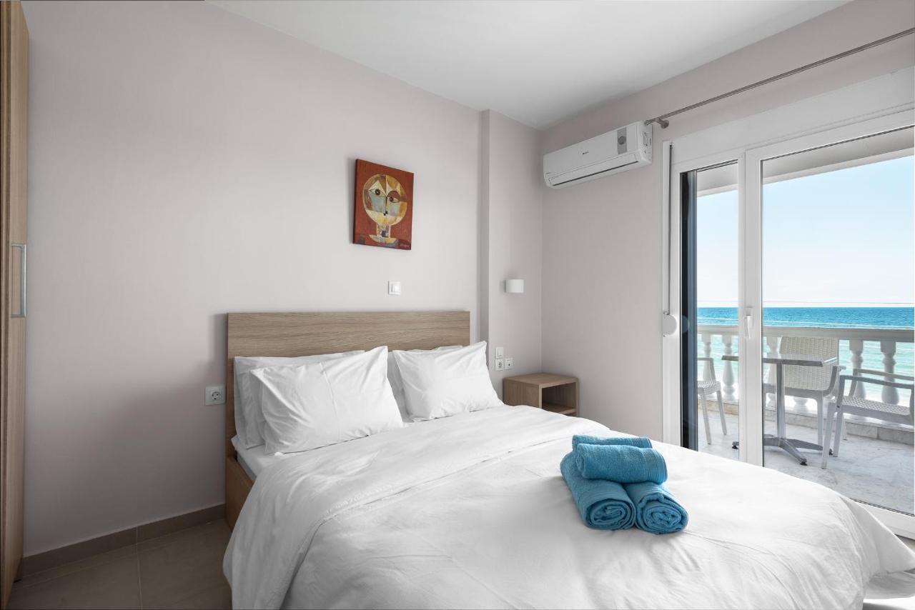 Blue Flag, Nilie Hospitality Mgmt Apartment Olympic Beach Exterior photo
